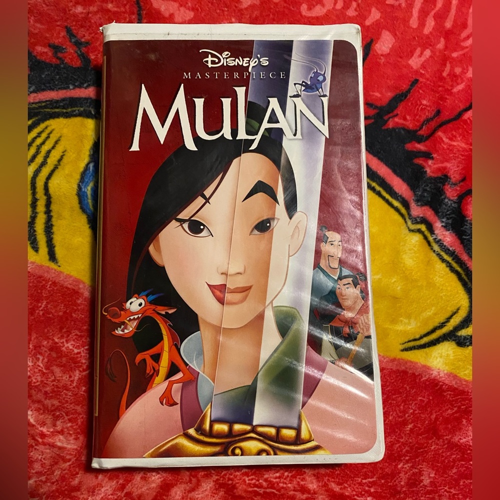 Disney’s Mulan VHS